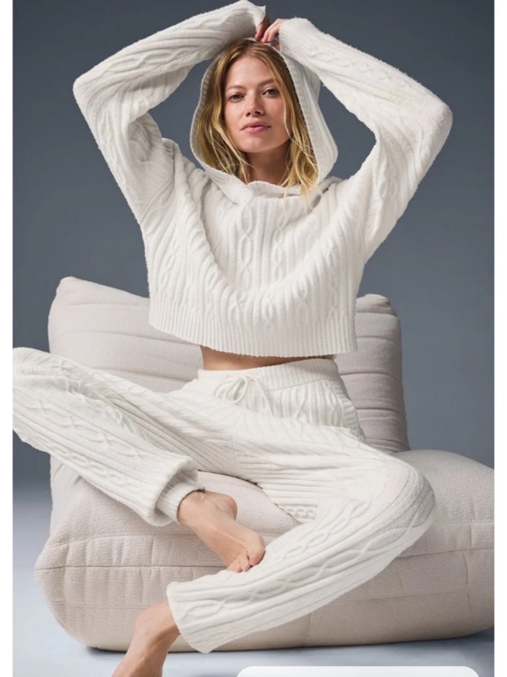 Alo Yoga Cable Knit Winter Bliss Hoodie Ivory White Medium